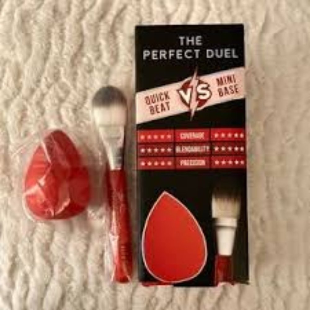 Travel Foundation Set by Flirtacious Looks Cosmetics